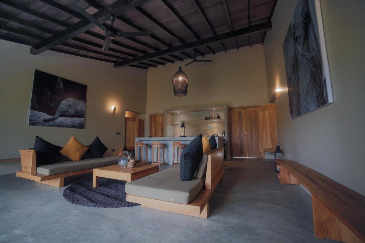 Wirdana Resort&Spa Boossa Bagian luar foto