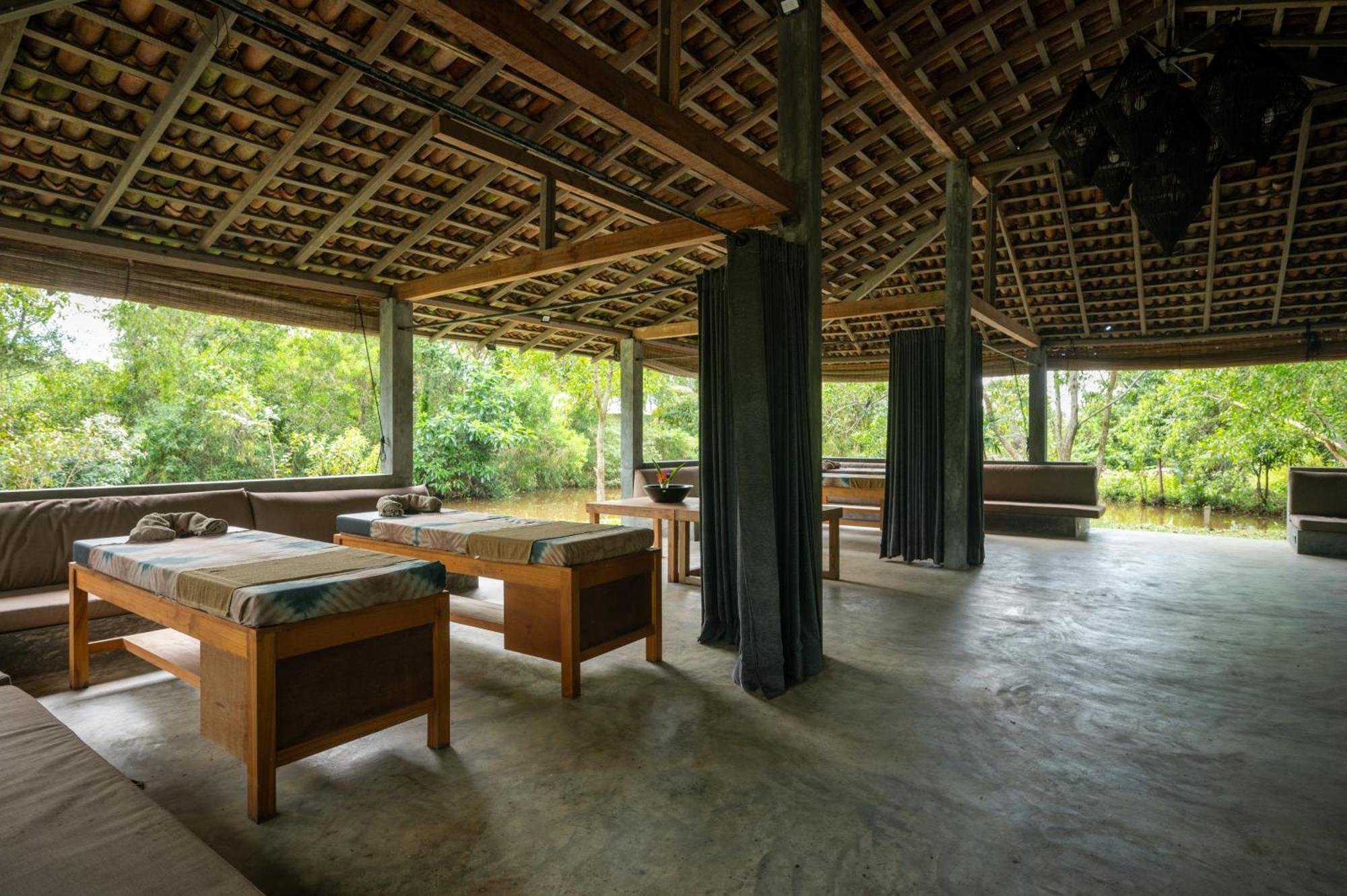 Wirdana Resort&Spa Boossa Bagian luar foto