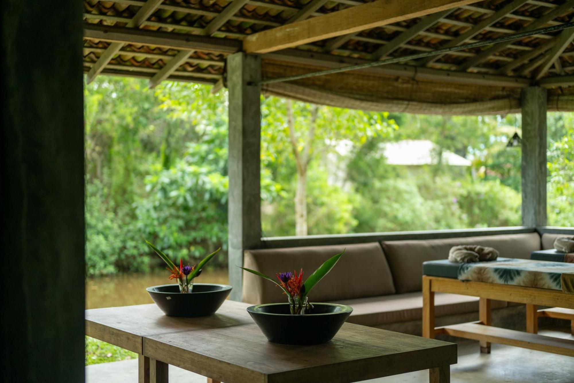 Wirdana Resort&Spa Boossa Bagian luar foto