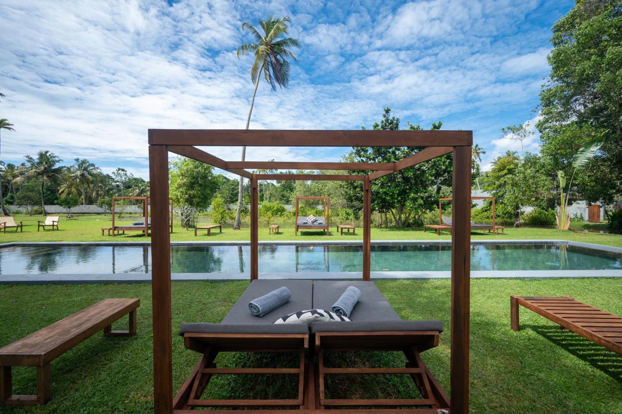 Wirdana Resort&Spa Boossa Bagian luar foto