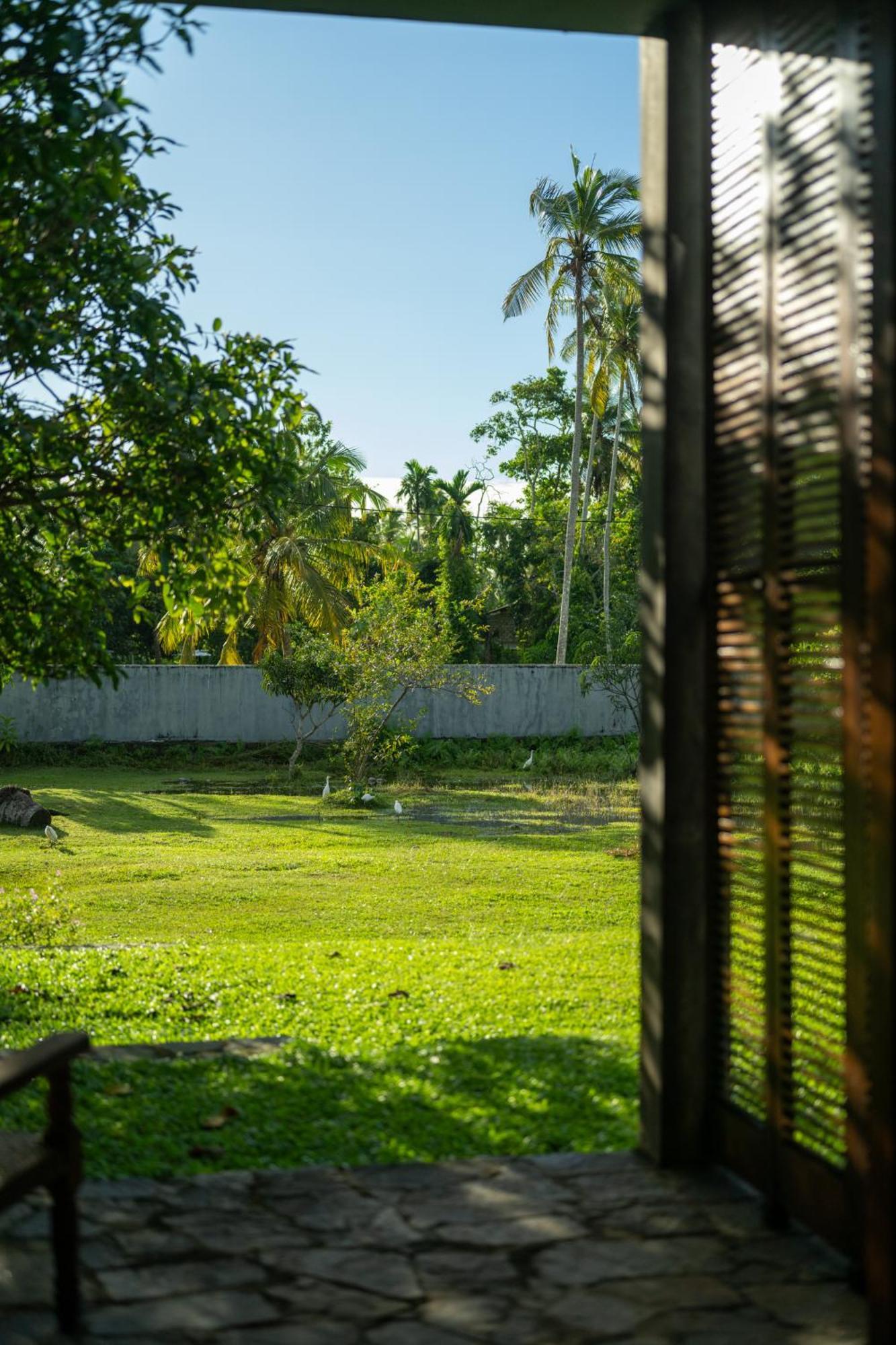 Wirdana Resort&Spa Boossa Bagian luar foto