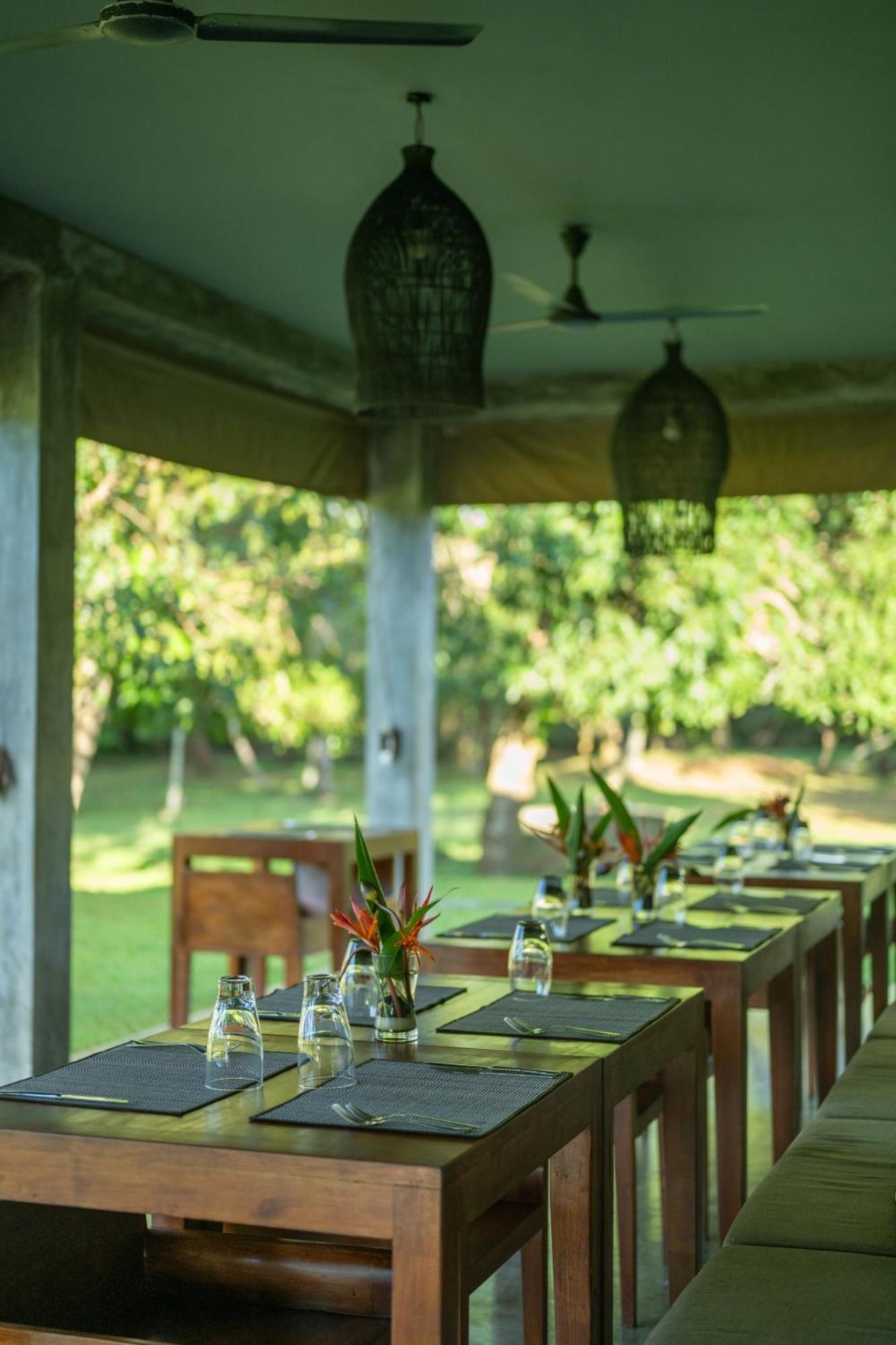 Wirdana Resort&Spa Boossa Bagian luar foto